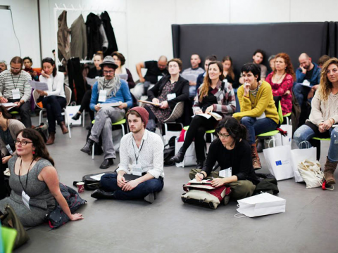 agenda/i_030/ietmamsterdam600x450.jpg